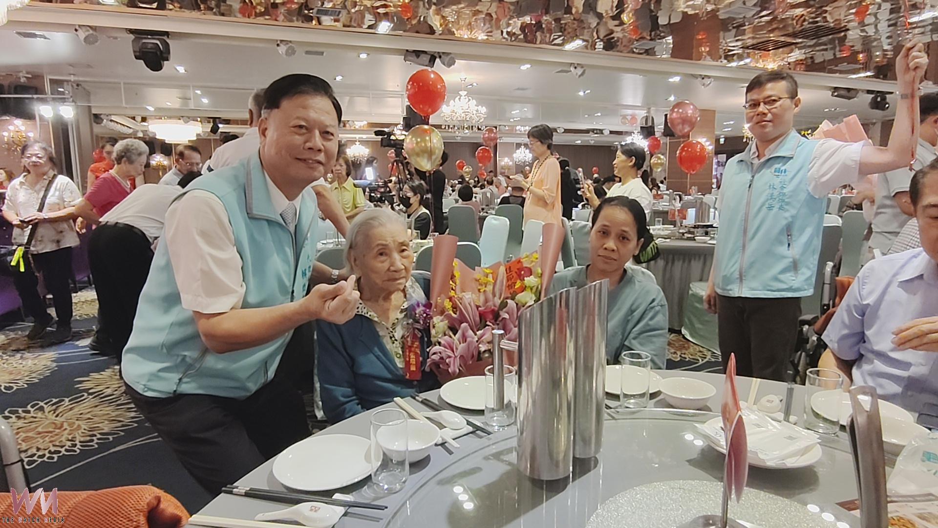 （有影片）／103歲「永遠80歲」　萬歲、萬歲團聚開高齡同學會