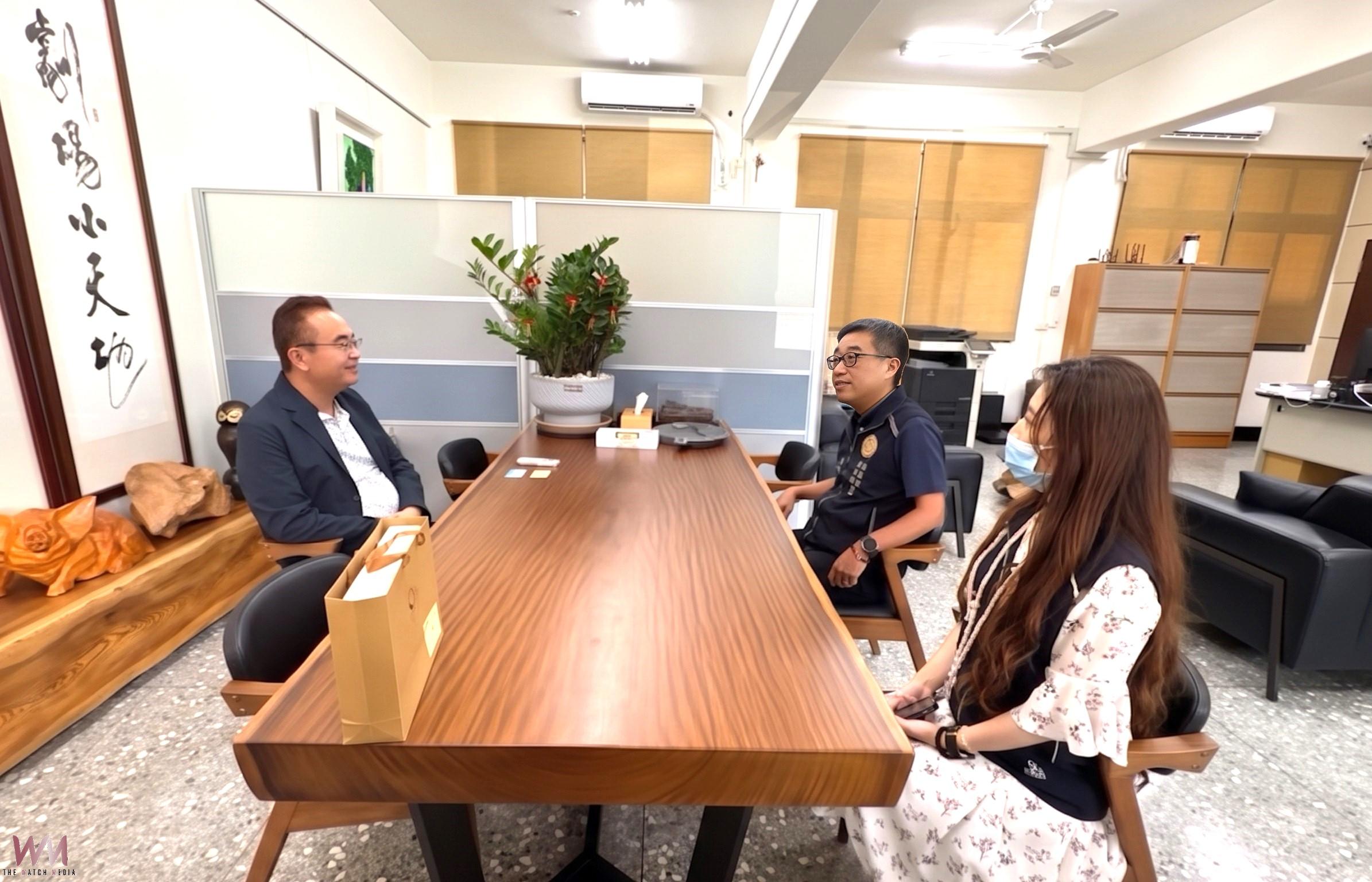 產業攜手拓展職涯 榮服處串聯企業就業與公益力量 - https://www.watchmedia01.com