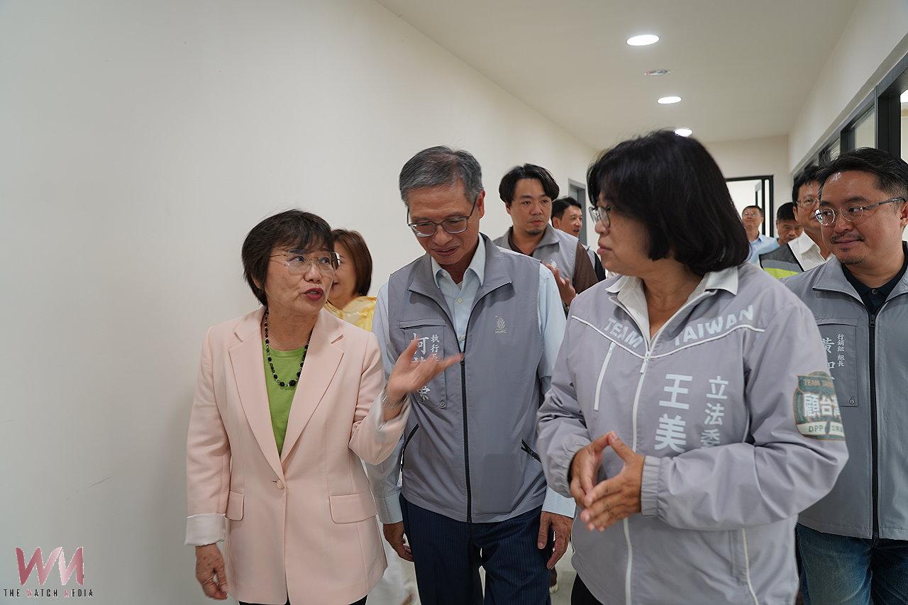 王美惠偕內政部長視察友忠好室 承諾當選將推動婚育社宅 - https://www.watchmedia01.com