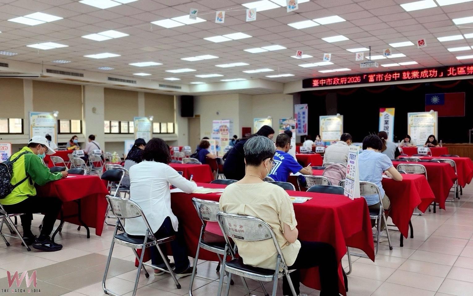 10月徵才30場接力登場 中市府200家次企業釋逾7,000職缺 - https://www.watchmedia01.com
