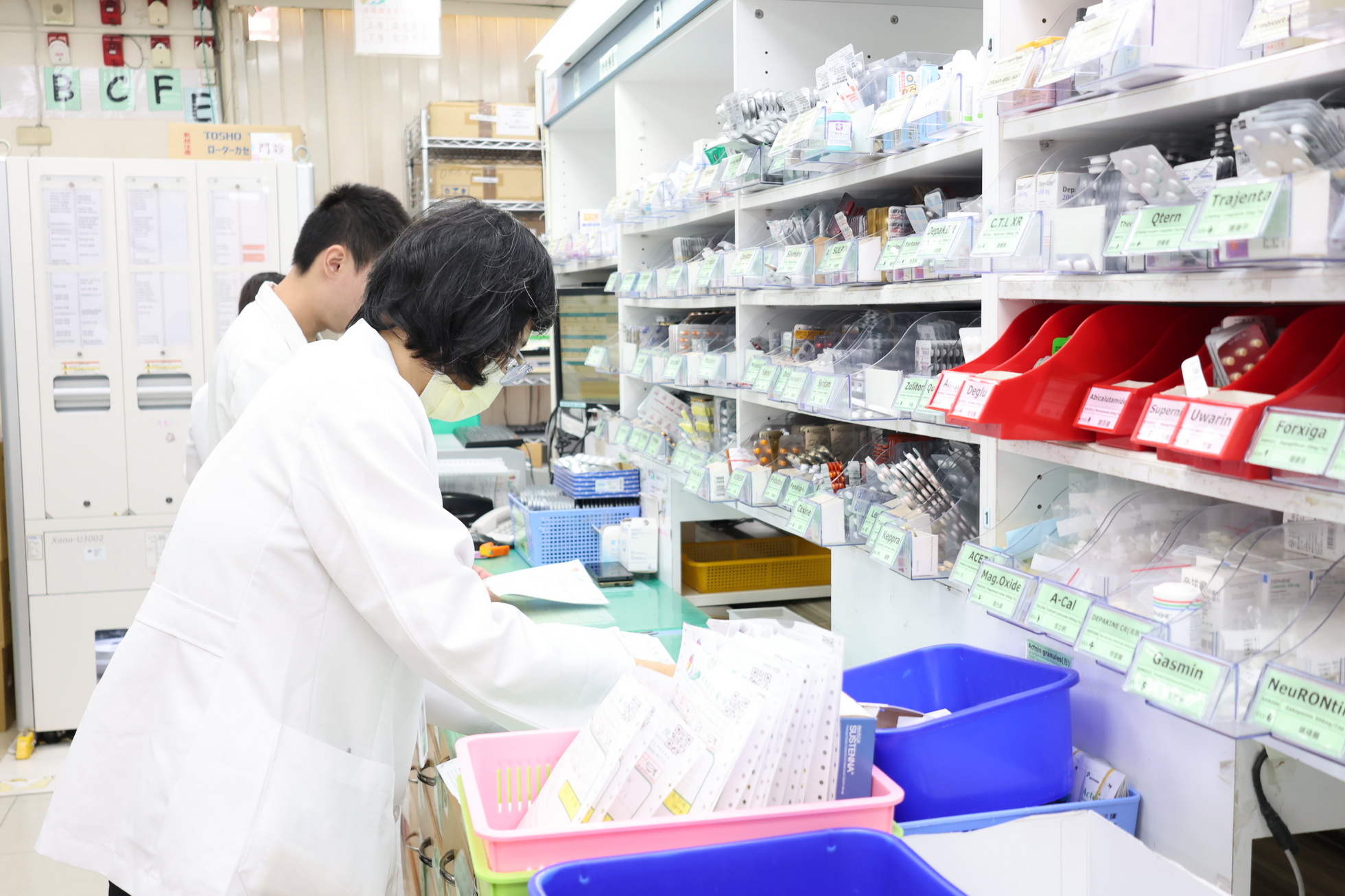 (有影片)/管制藥品不再靠人工找 彰化醫院智慧藥櫃23秒完成調劑 - https://www.watchmedia01.com