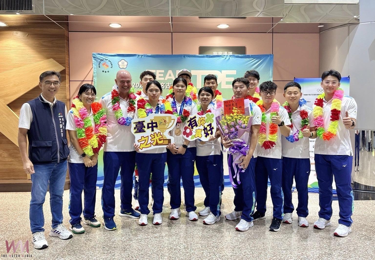 亞運台中之光累計4銀5銅　運動局長親赴機場迎最速女團榮耀返台