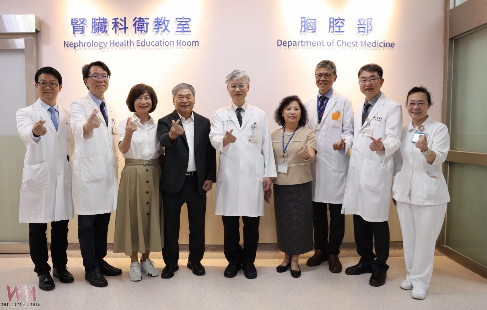 造福病人 友善員工　中榮腎臟科衛教室暨胸腔部辦公區揭牌啟用