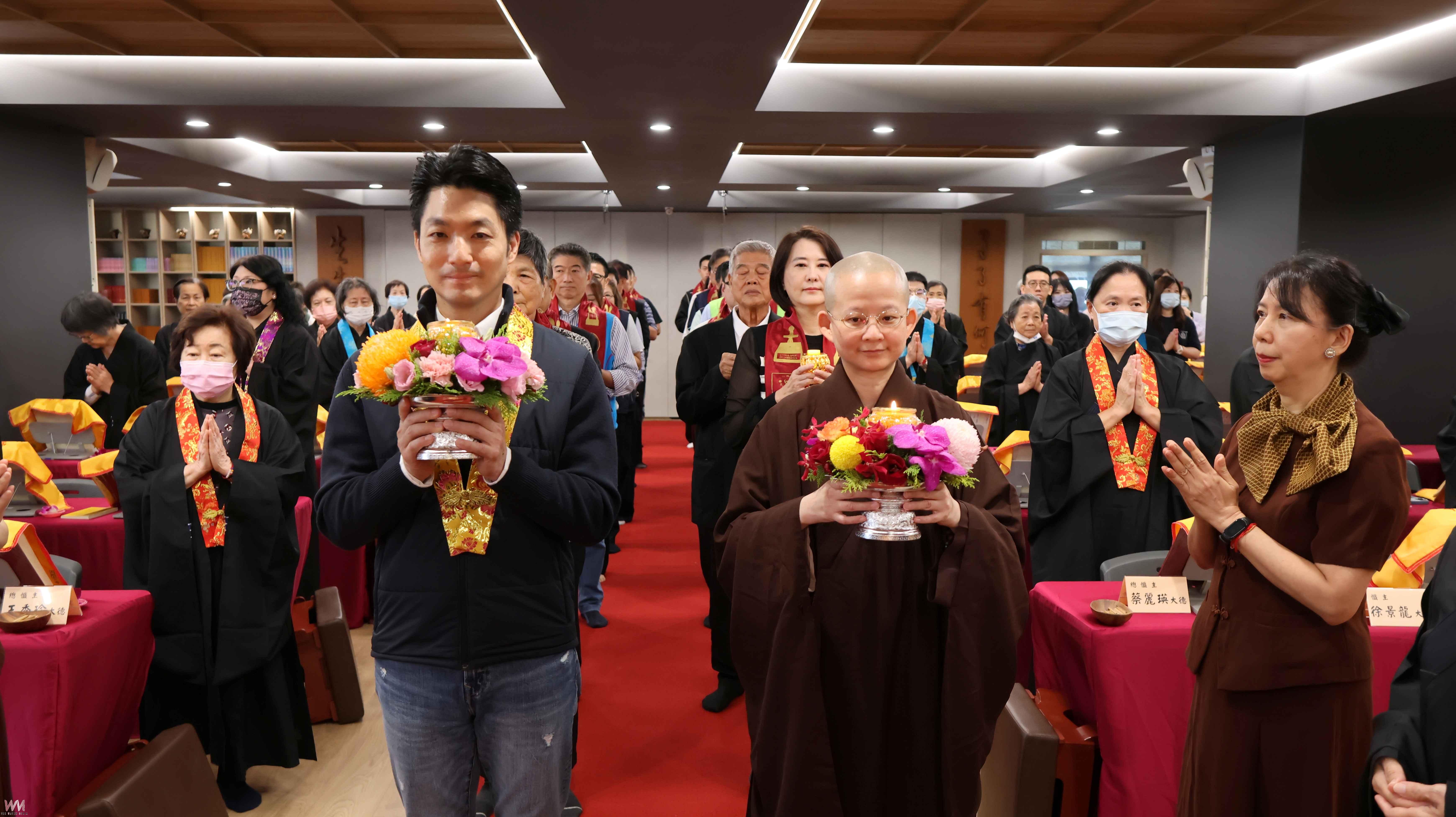 靈鷲山台北講堂啟建梁皇法會 蔣萬安供燈祈願平安共好 - https://www.watchmedia01.com