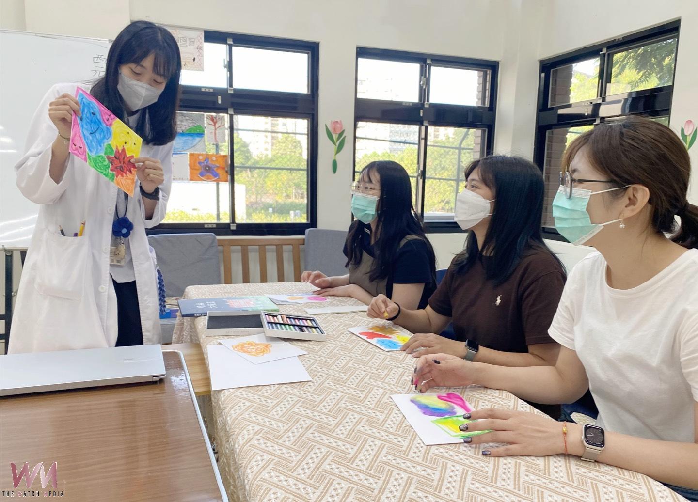 青少年深夜上網不一定是成癮　中榮研究提醒留意睡眠與情緒 - https://www.watchmedia01.com