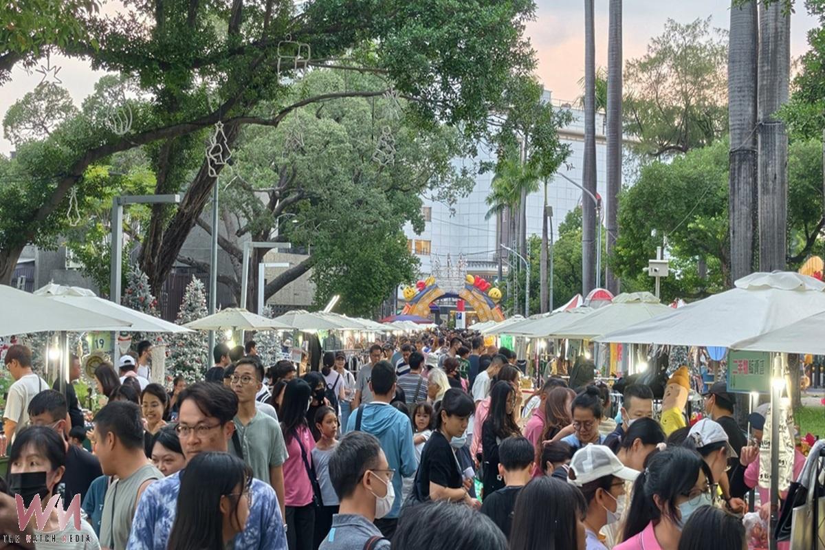 環保局推二手物來來去去市集　屏東公園近萬人挖寶同樂
