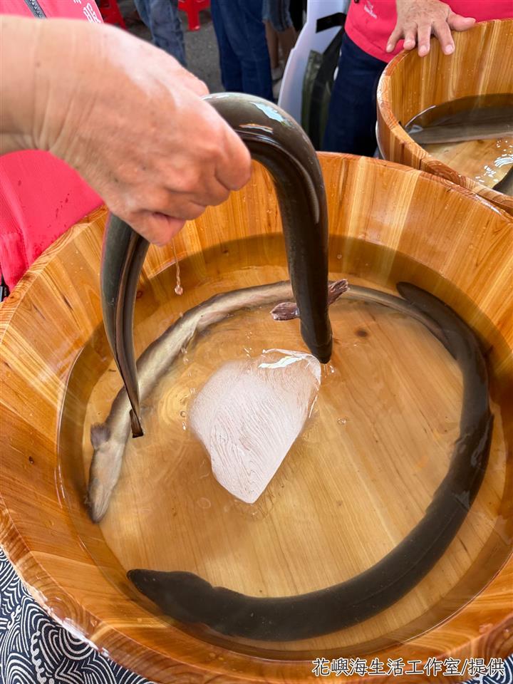 彰化鹿港鰻魚變身創意漢堡 蒲燒搭厚蛋燒全台限時開賣 - https://www.watchmedia01.com
