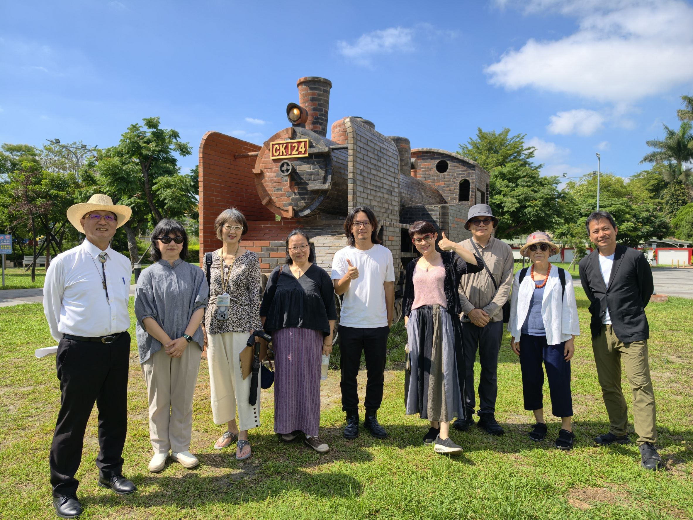 不靠鋼鐵靠磚頭!彰化磚造蒸汽火車頭奪公共藝術獎 - https://www.watchmedia01.com