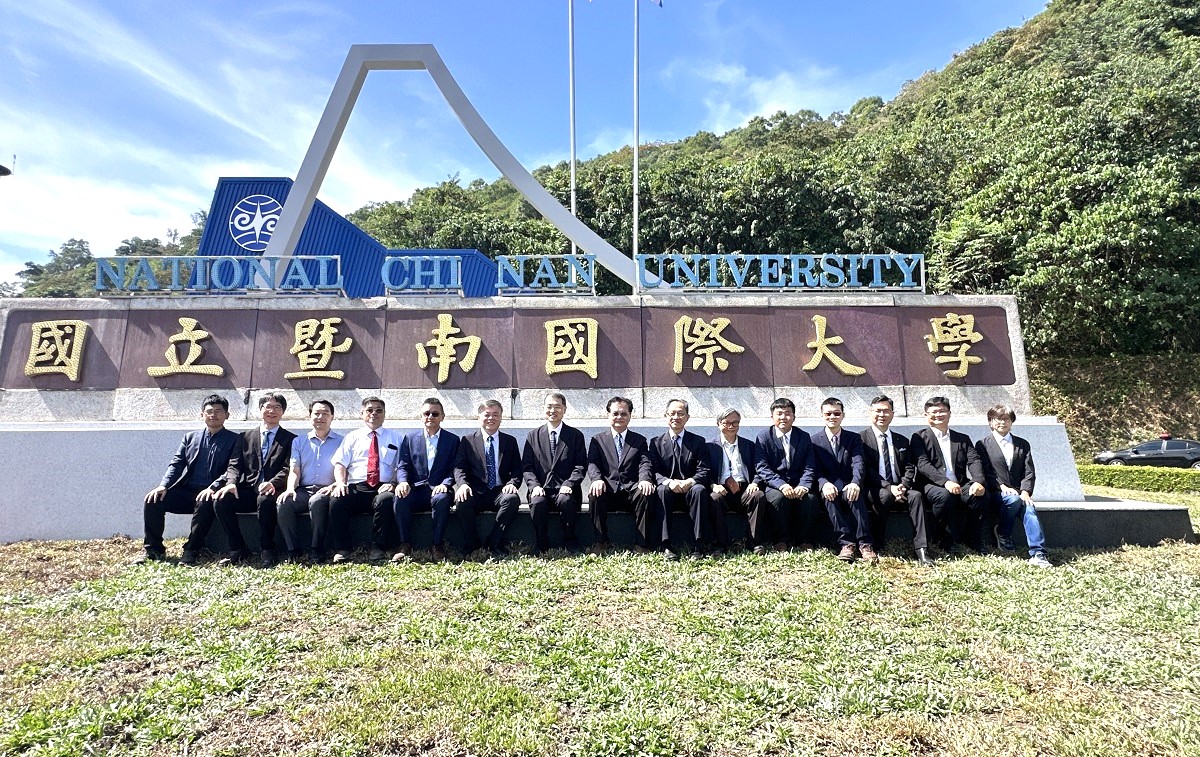 暨大台21線新校碑巍然揭牌 打造生態門戶與自然教育園區迎賓新地標 - https://www.watchmedia01.com