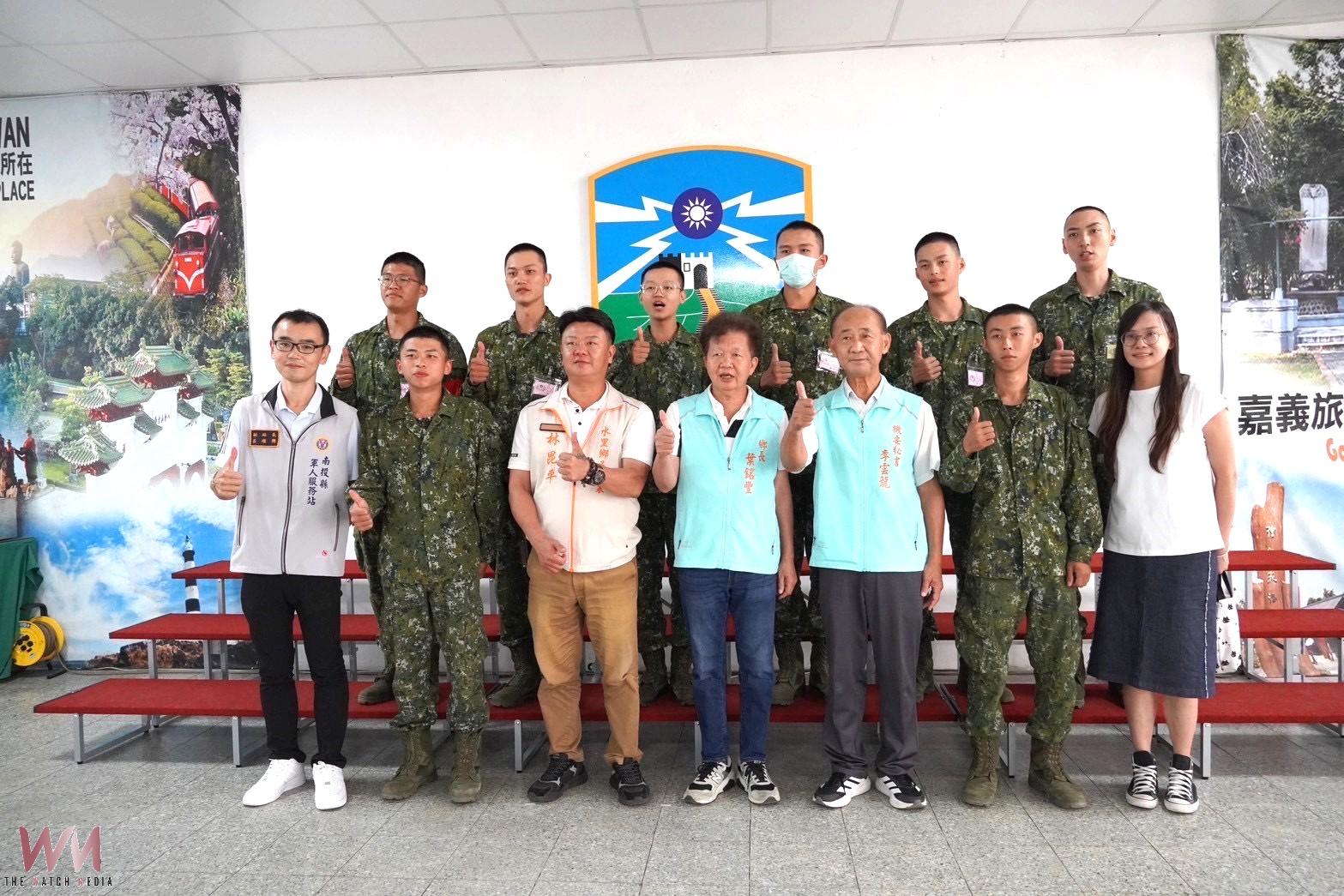 南投縣軍人服務站陪同轄內13鄉鎮市首長率團探視陸軍縣籍入營役男 - https://www.watchmedia01.com