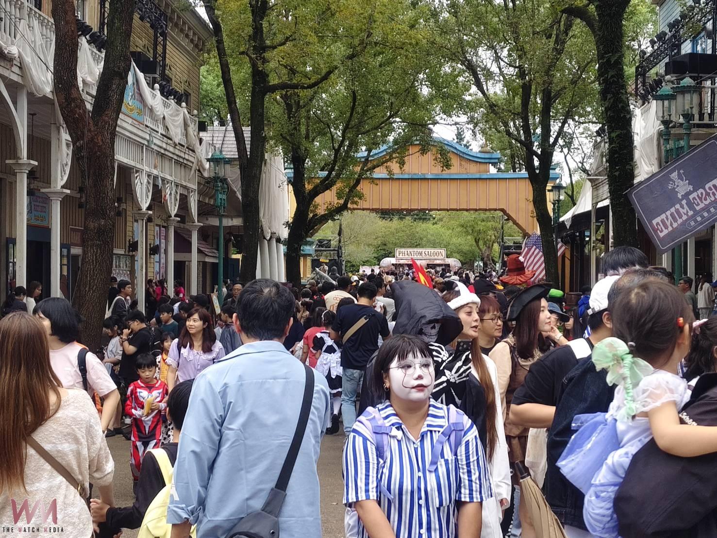 六福村墓碑鎮十週年號召老朋友回園     日夜遊行華麗登場