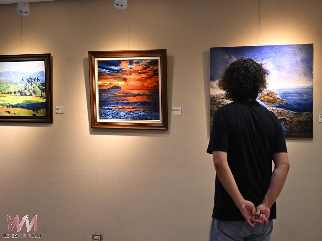 同學會不吃飯改辦畫展 文大美術系18屆校友近40年後再以藝術聯展相聚!
