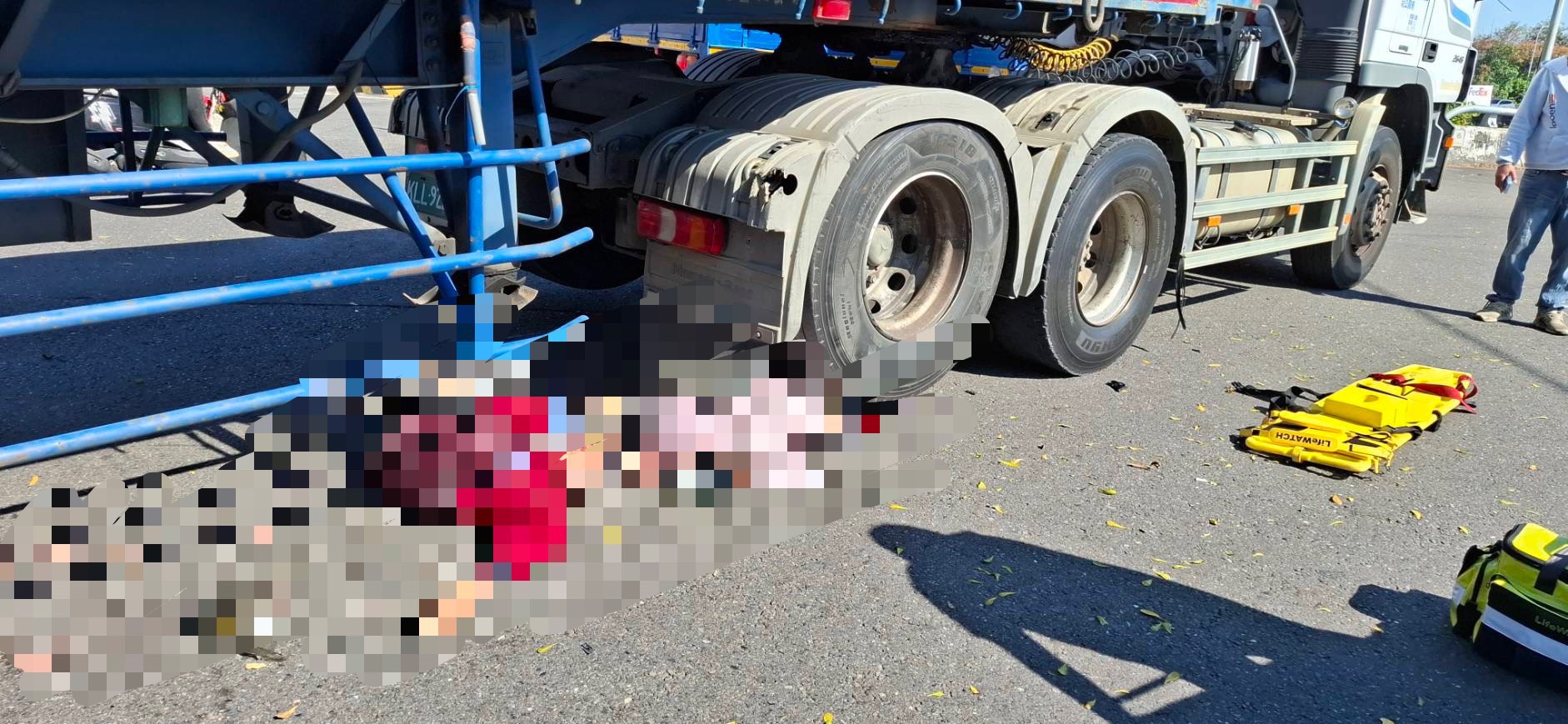 彰化交流道下悲劇！夫妻騎機車與聯結車碰撞　雙雙喪命 - https://www.watchmedia01.com