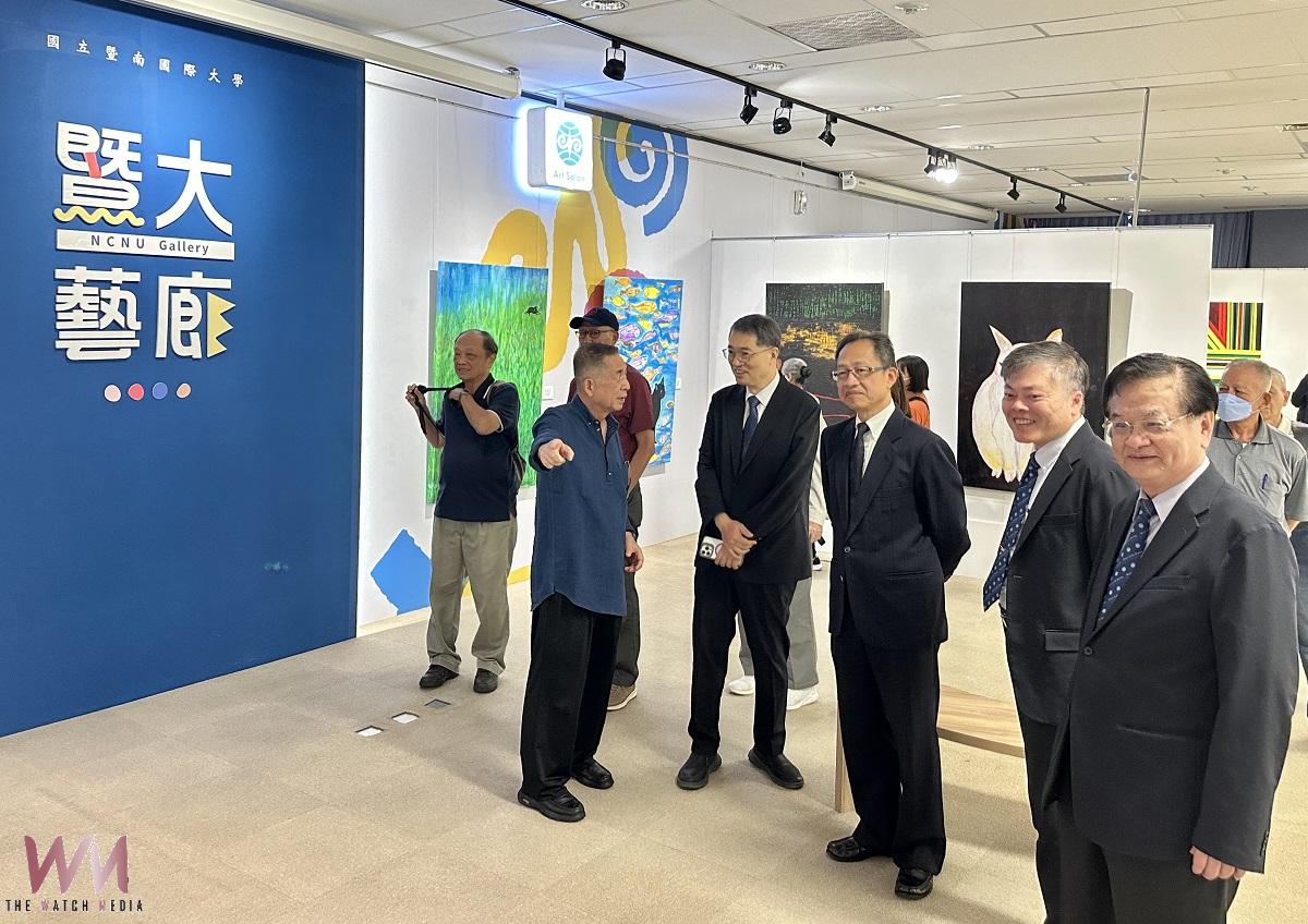 國立暨大名譽博士李謀誠伉儷「剎那的永恆」公益畫展隆重開展義賣所得全數捐贈暨大「推展僑教與培育國際人才基金」 - https://www.watchmedia01.com