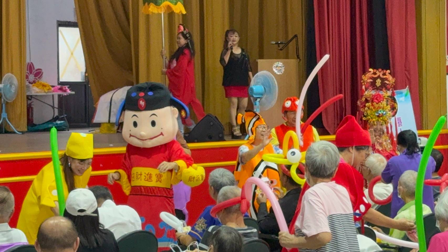 （有影片）／彰化榮家慶祝榮民節　表揚4位榮民楷模、23名績優員工 - https://www.watchmedia01.com