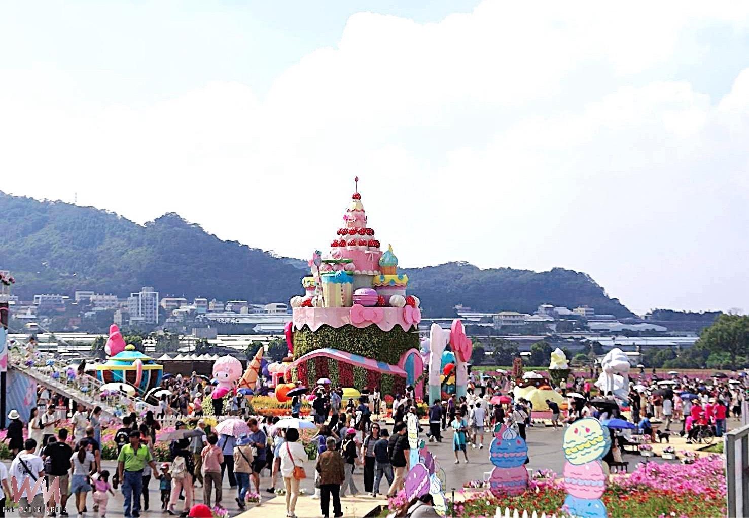 新社花海暨台中國際花毯節開幕　三麗鷗七位明星齊聚「甜點王國」