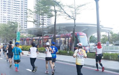 9. 2023高雄富邦馬拉松-賽道結合高雄城市風光