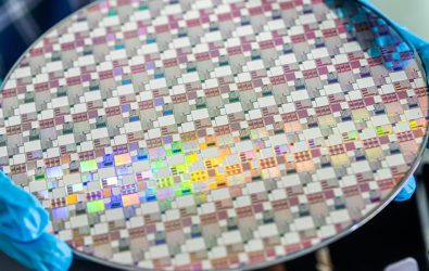 Silicon-wafer-for-manufacturing-semiconductor-of-integrated-circuit-123rf