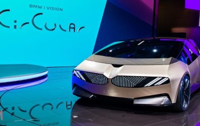 bmw_ev_123rf