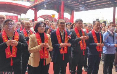 東石鄉港口宮融合傳統與現代重建祖廟暨新建香客大樓，冠蓋雲集隆重動工。(圖/記者任禮清攝)