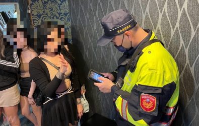 雲林縣警察局於1月25日起展開全縣性的「威力掃蕩專案臨檢勤務」。（圖／記者蘇榮泉翻攝）