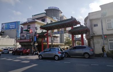 1140127-211平鎮褒忠祠義民廟春節參香走春人潮多 警方交通管制4天