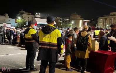 北港武德宮再度成為信眾迎春納福的焦點，吸引上千人潮共襄盛舉。（圖／記者蘇榮泉攝）