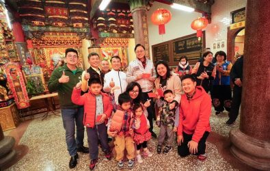 1140202-211張善政參香祈福肯定宗教團體推動公益慈善。