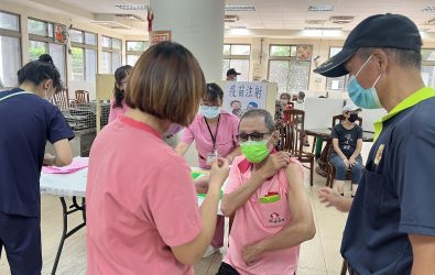 彰化縣衛生局提醒剩餘的公費流感疫苗不多，建議還未接種的民眾趕快去合約院所接種。（資料照　記者陳雅芳攝）