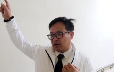 彰化縣議員曹嘉豪響應立委羅智強號召「散步到月球」活動，每天步行1萬步，也藉此提倡健康生活，擁有健康。（縣議員曹嘉豪提供）