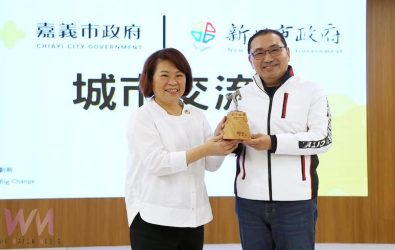 黃敏惠市長熱烈歡迎侯友宜市長來訪。（圖/嘉義市政府提供）
