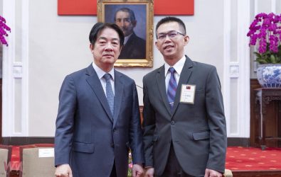 雲林縣警察局副隊長劉丁心獲總統賴清德親自勉勵。（圖／雲林縣警察局提供）