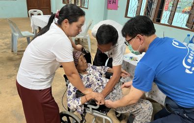 嘉義基督教醫院長期派遣醫療團隊，前往菲律賓、泰國及東南亞各國進行義診。(圖／嘉基提供)