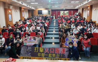 143名來自越南的境外生完成報到，將在建國科技大學就讀。（建國科大提供）