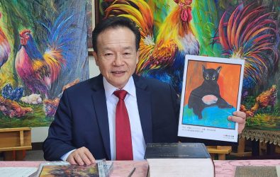 畫家陳明順推廣藝術教育，舉辦「童年渡假村假日畫畫體驗營」。(圖／童年渡假村提供)