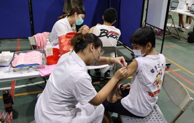 雲林縣將投入超過4億元推動「333護理人力留任計畫」、「深耕100-雲林公費護理師培育計畫」及「托顧老小—醫護友善職場計畫」穩定護理人力。（圖／記者蘇榮泉翻攝）