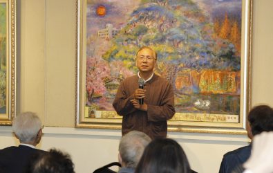 成美藝廊舉辦「藝萃家珍—趙宗冠博士家族六人展」，讓人能夠感受到跨世代藝術創作所帶來的心靈洗禮。（頂新和德文教基金會提供）