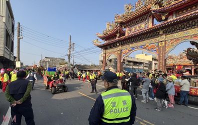 北港警察分局為應對大量返鄉掃墓人潮與觀光客，提前規劃交通管制措施，確保行車安全與道路順暢。（圖／記者蘇榮泉翻攝）