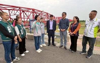 交通部觀光署署長周永暉近日親赴西螺會勘「西螺大橋周邊觀光旅遊中心」規劃與進度。（圖／記者蘇榮泉攝）