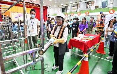 彰化縣政府舉辦「職安開麥拉 少年哩安啦—114年度職業安全文化向下扎根活動」，讓學生在寓教於樂的環境中學習到關於職場安全的知識。（記者陳雅芳攝）
