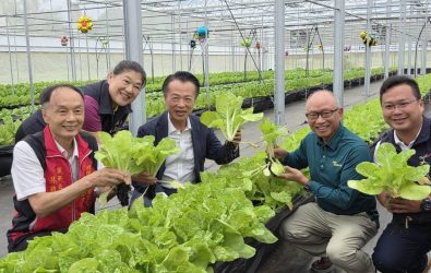 「若竹兒愛菜園」揭幕。(圖／記者邱嘉琪攝)