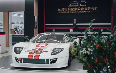 彰化的汽車零件品牌 BC柏釧企業，開出以月薪高達7萬元的研發工程師職缺，成為中部地區難得一見的高薪機械職位。（柏釧企業提供）