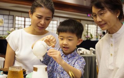 「愛在志玄．學習有愛」課程成果發表會，在彰化靜思堂溫馨登場，展現學員們一年來的豐碩成果與生命故事。（慈濟志玄學習中心提供）