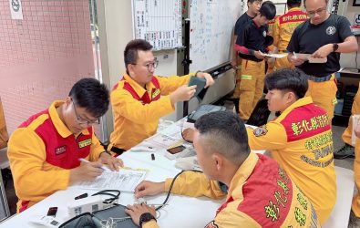 彰化縣消防局特種搜救隊順利通過「國家搜救能力分級檢測（NAP）」中型隊伍評鑑，成為具備國際出勤資格的專業救援部隊之一。（彰化縣消防局提供）