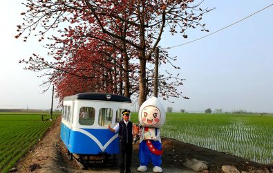 鐵道迷陳朝強修復70年歷史的135巡道車，規劃首度離開本島，運往東引展出三天，掀起鐵道迷圈熱烈關注。（陳朝強提供）