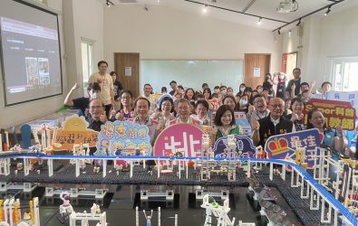 1140712-211副市長王明鉅與張榮發基金會執行長鍾德美蒞臨科普小桃子i 學營1
