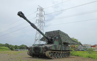1140712-221陸軍584旅砲兵營砲2連M109A2自走砲已進入戰備位置
