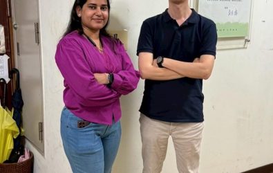 中正大學生物醫學科學系研究生Himani（左）、中正大學生醫系教授陳永恩（右）。（圖/中正大學提供）