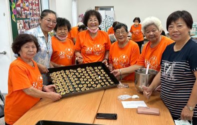 綠色照顧站課程規劃幫助提升長者動手能力，也增進認知與身心協調。(圖／番路農會提供)