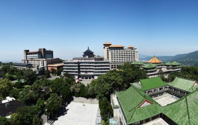 光電走廊設計融合文化大學中國傳統建築元素，與校園建築天際線自然對話，兼顧美感與_0